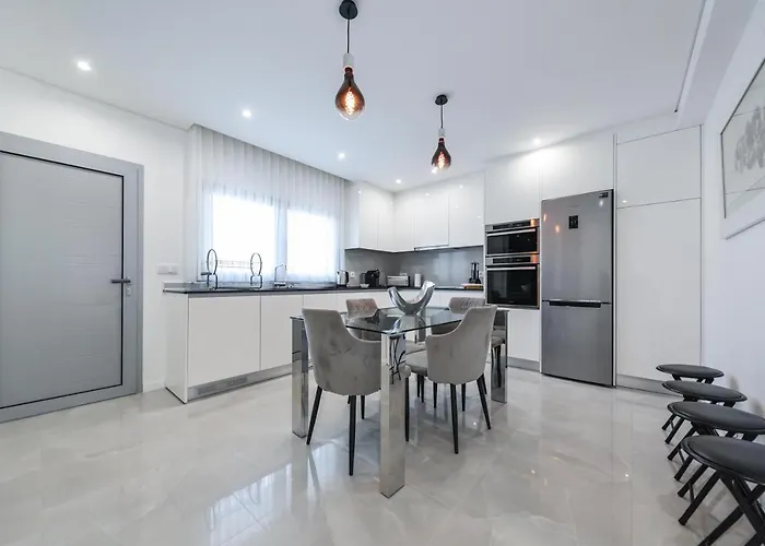 Casa Guerra Feriehus *